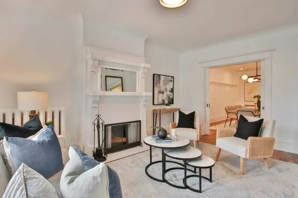 Silicon Valley property real estate agents Modern design style living room.
