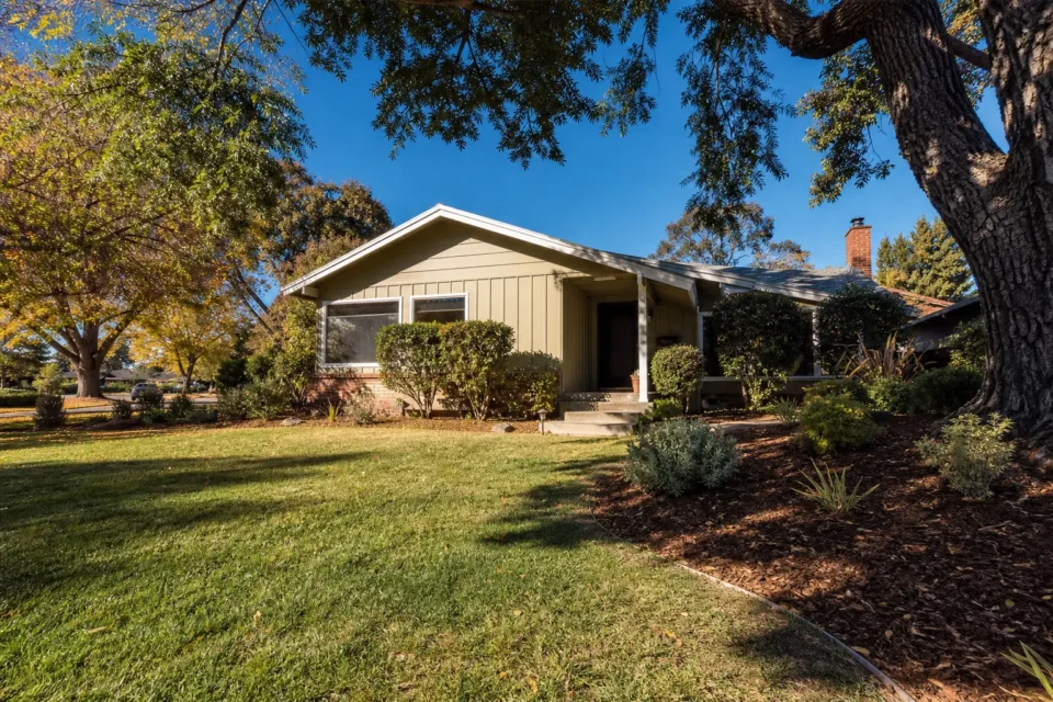 Single-story home with mature trees and landscaped yard in Cambrian, San Jose